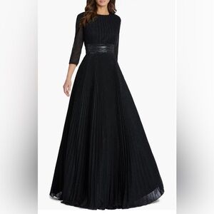 Mac Duggal Shimmering Pleated A-Line 3/4 Sleeve Gown